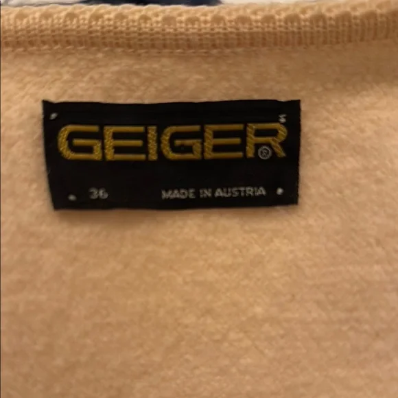 Geiger of Austria Pure Wool Vintage Cream Women's Jacket - Picture 9 of 12